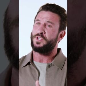 Pablo Schreiber eats HOW MANY meals!?  #menshealth #pabloschreiber #halo