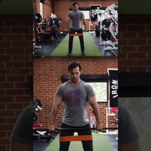 Henry Cavill's tip to enhance his deadlifts #menshealth