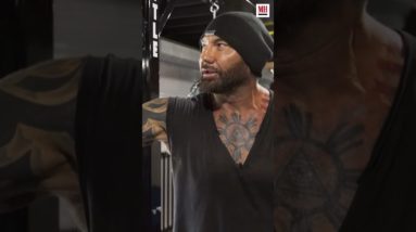 Dave Bautista has fight training tips  #menshealth